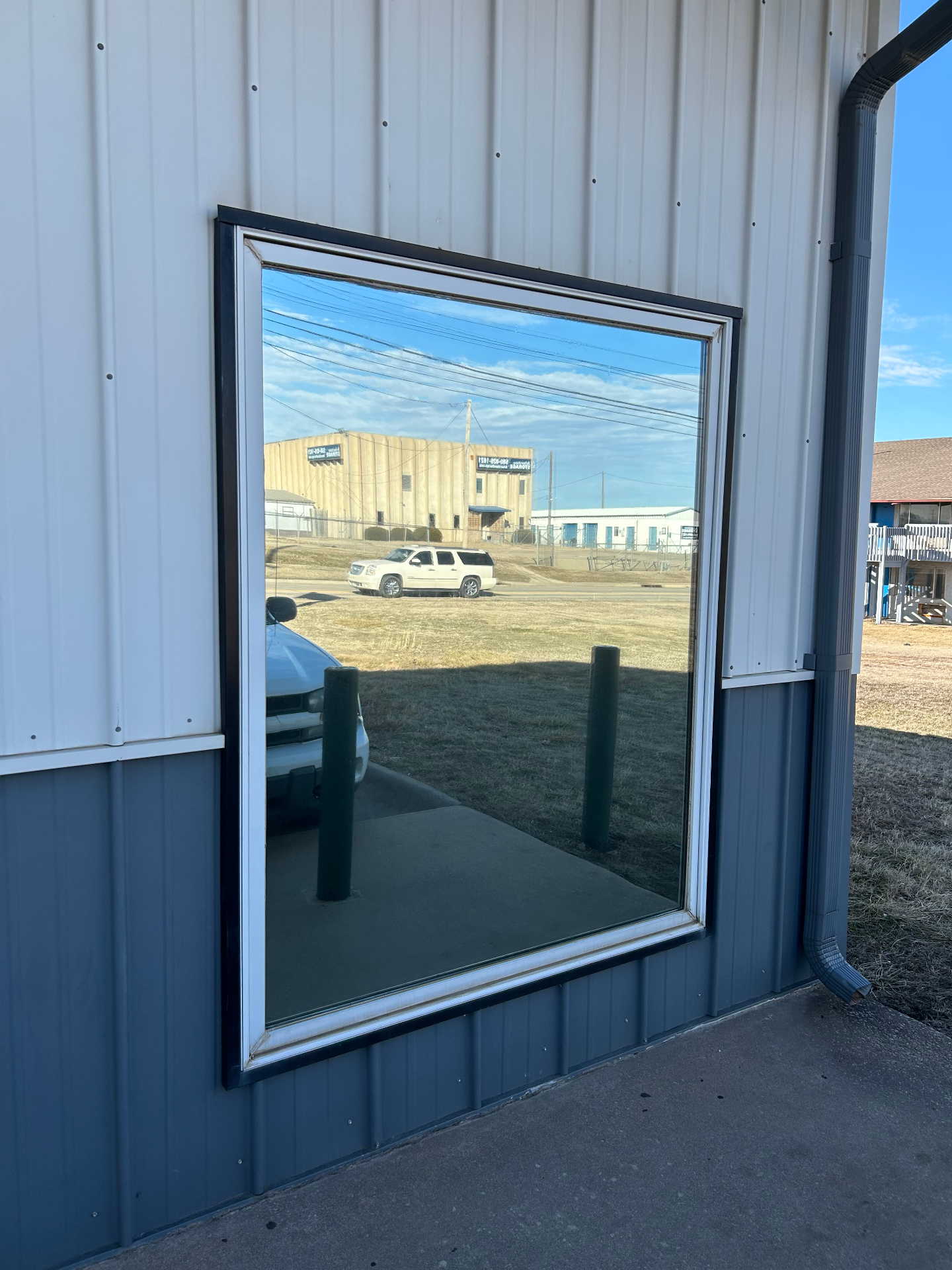 Commercial building window film installation